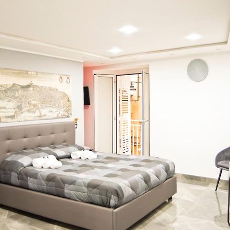 Suite Napoli Sotterranea Con Vasca Idromassaggio Kültér fotó