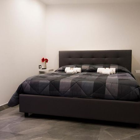 Suite Napoli Sotterranea Con Vasca Idromassaggio Kültér fotó